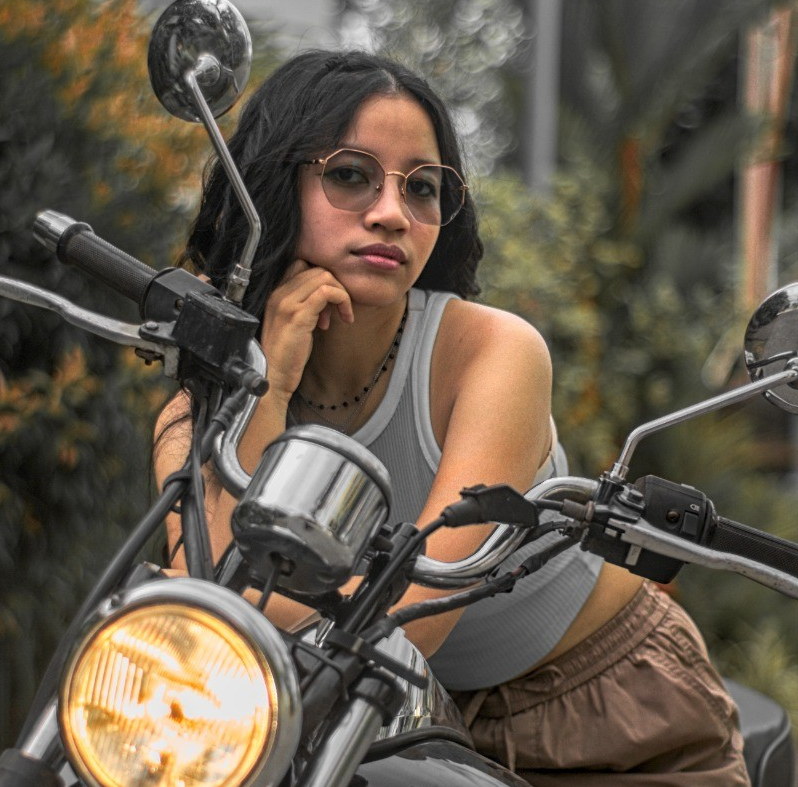 Alycka Sky Delmo on her motor